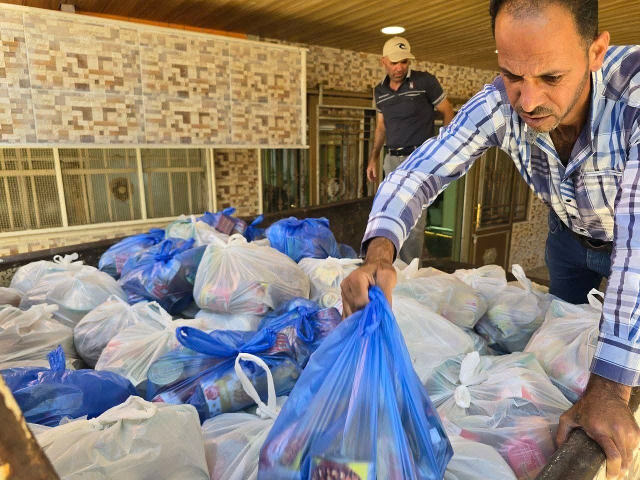 لجنة طوارئ لإغاثة أكثر من 1000 عائلة نزحت إلى قرى درعا