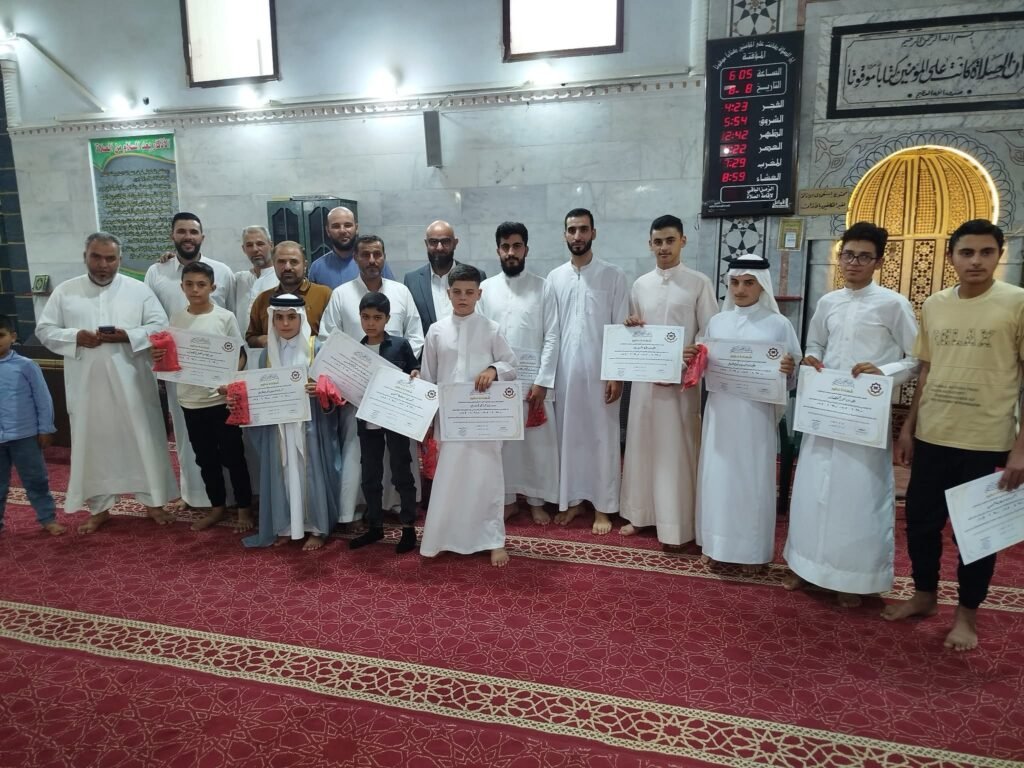 معهد الفتح في إبطع يخرّج أول دفعة من دورة فن الخطابة والإلقاء
