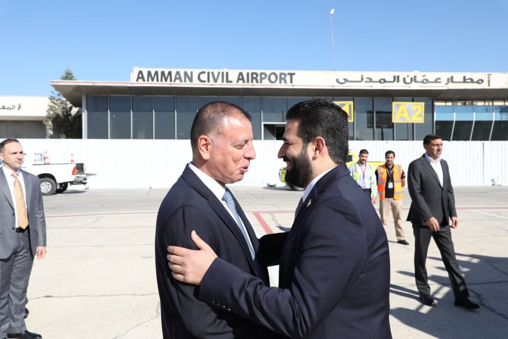 وزير الداخلية الأردني يستقبل نظيره السوري أنس خطاب لبحث ملفات التعاون المشترك
