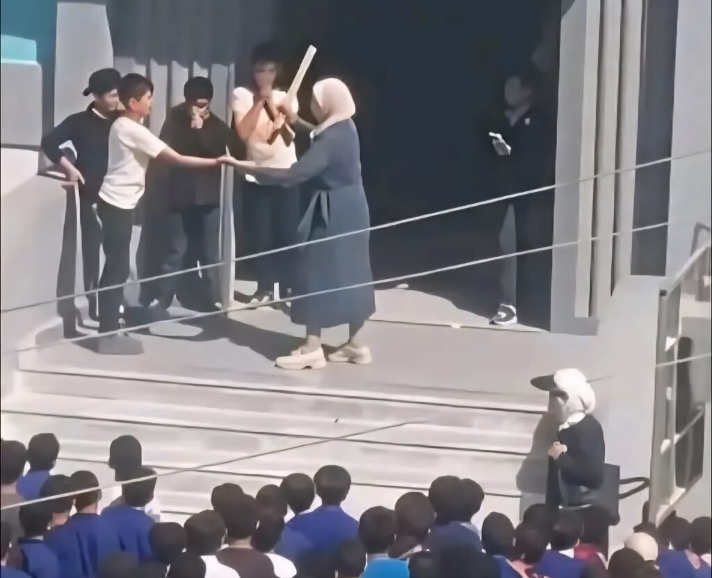 بعد حادثة مدرسة داريا، وزير التربية والتعليم يصدر تعميماً بمنع الضرب في المدارس