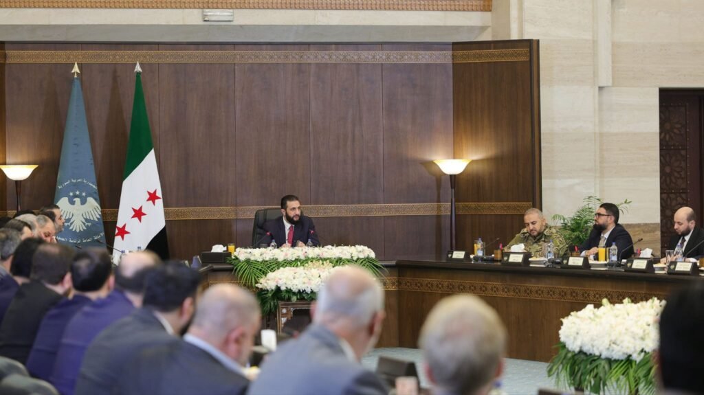 الشرع يترأّس اجتماعاً للحكومة ويبحث آخر المستجدات ويستعرض الإنجازات