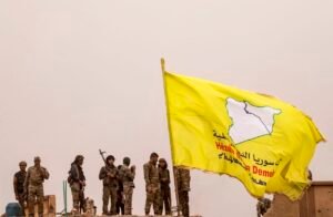 دمج قوات سوريا الديمقراطية في الجيش السوري “بين الواقعية السياسية والمخاطر البنيوية”