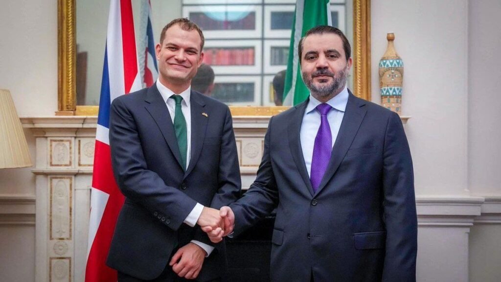 لندن تؤكد دعمها للانتقال السياسي في سوريا