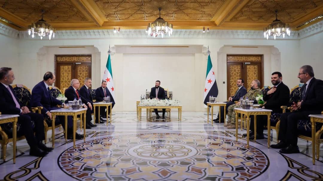 دمشق وأنقرة تبحثان ملفات الأمن والاقتصاد واندماج «قسد»… تأكيد مشترك على استقرار سوريا كمدخل لاستقرار المنطقة
