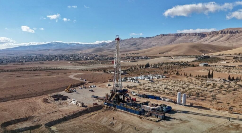 السورية للبترول تبدأ حفر أول بئر استكشافية للغاز قرب دمشق