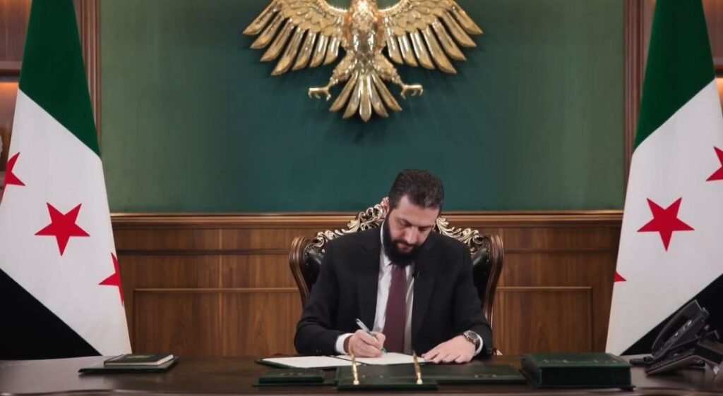 الشرع يصدر مرسوماً يؤكد الحقوق الثقافية واللغوية للكرد ويمنح الجنسية لمكتومي القيد