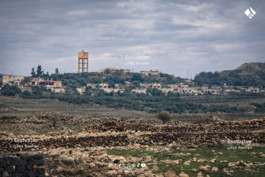 قرية الأصبح: توغلات إسرائيلية متكررة ونقص حاد في الخدمات