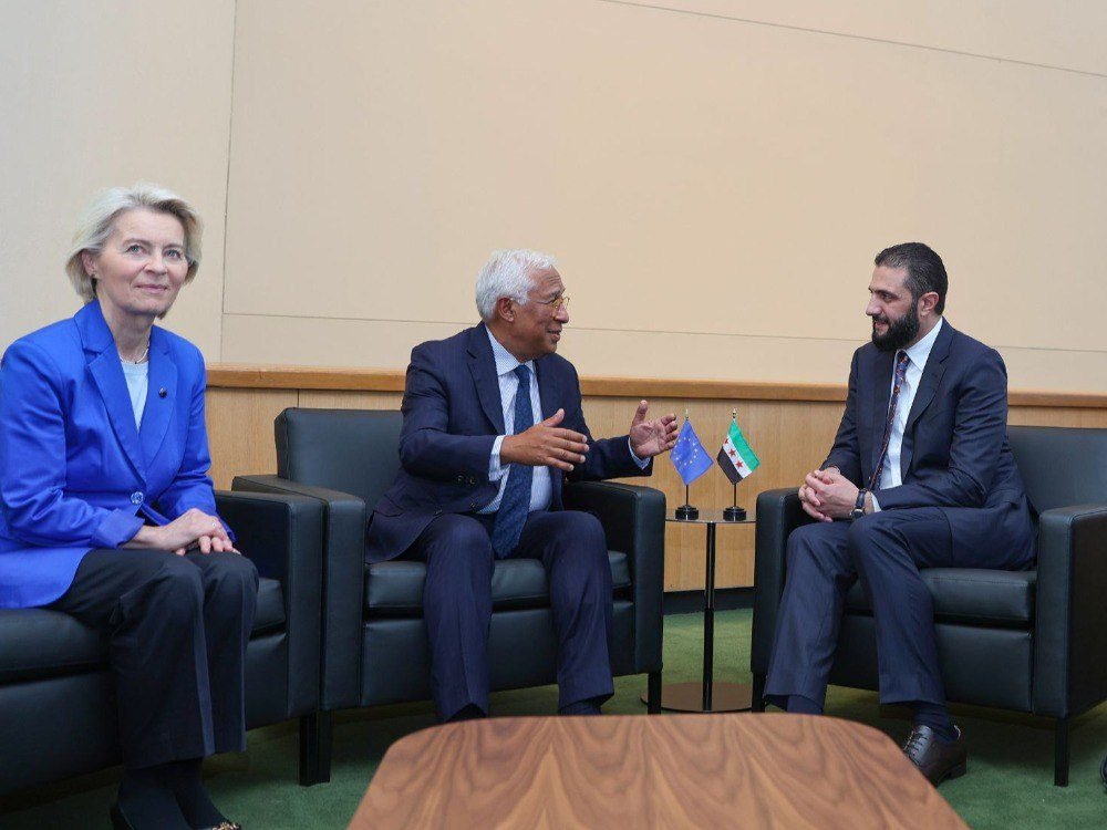 الرئيس الشرع يبحث مع وفد أوروبي رفيع إعادة الإعمار واللاجئين وتعزيز التعاون المشترك