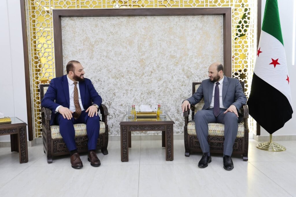محافظ دمشق يلتقي وزير الطاقة لبحث تداعيات رفع قيمة الكهرباء