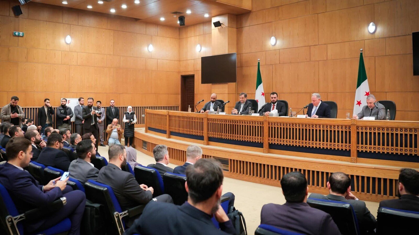 وزارة الخارجية تستضيف ورشة عمل تقنية مشتركة مع البنك الدولي