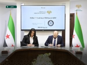 وزارة الطاقة تطلق مشروعاً ريحياً بقدرة 700 ميغاواط بالتعاون مع شركة وطنية