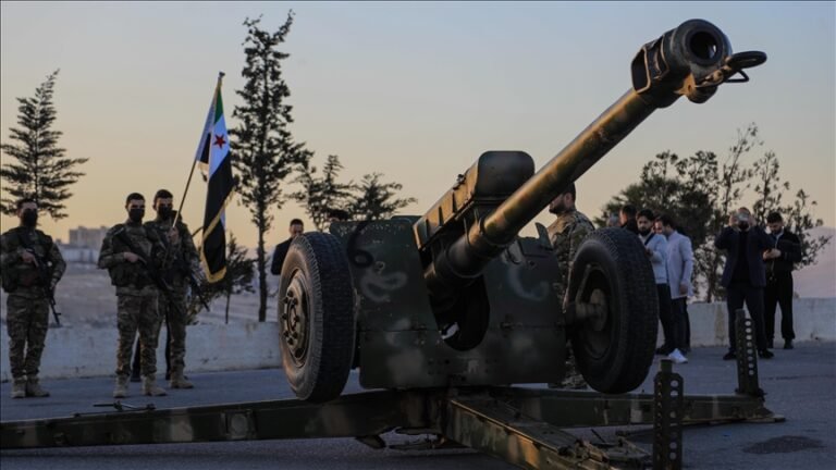 مدفع رمضان تقليد عريق يعود إلى سفح قاسيون بعد 14 عام