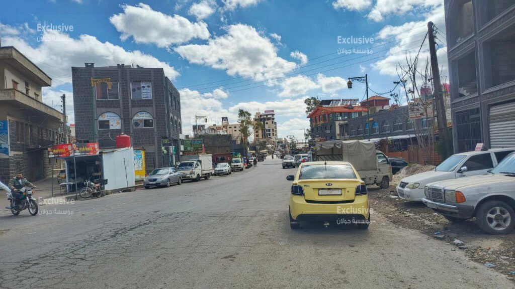 حاجز مسلح يمنع مواطنين من الوصول لاستلام رواتبهم شمال السويداء