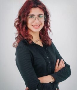 أصغر مرشحة.. شابة سورية تفوز بانتخابات بلدية في ألمانيا