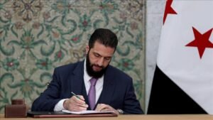 مرسومان رئاسيان بزيادة الرواتب للعاملين وزيادة نوعية لـ8 جهات عامة