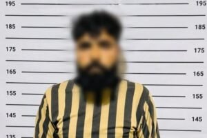 القبض على المتهم بإنزال العلم السوري: رسالة حزم في مواجهة الفتنة