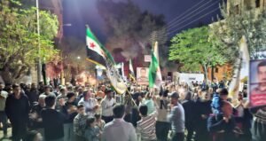 مسير شعبي في قطنا فرحاً باعتقال أمجد يوسف