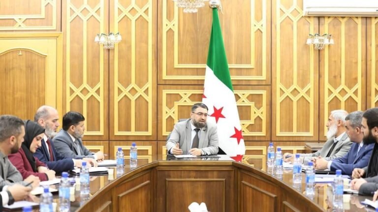 وزير العدل يعقد سلسلة اجتماعات مع المحامين العامين لتطوير العمل القضائي في المحافظات