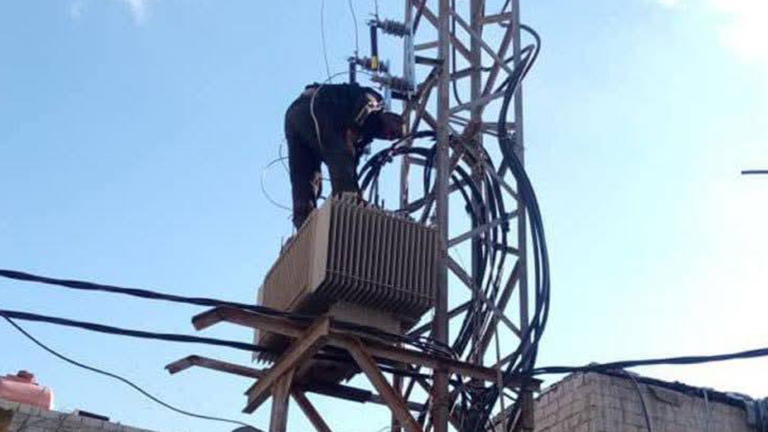 بلديات ريف دمشق تنشط بتنفيذ خدمات النظافة والصرف الصحي والكهرباء