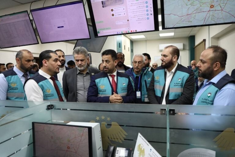 وزارة الصحة تطلق مركز القيادة الموحد للإسعاف وهوية بصرية جديدة