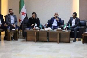 “اللاذقية تستضيف مراجعة مسار العدالة الانتقالية: مشاركة واسعة وحوار مباشر”