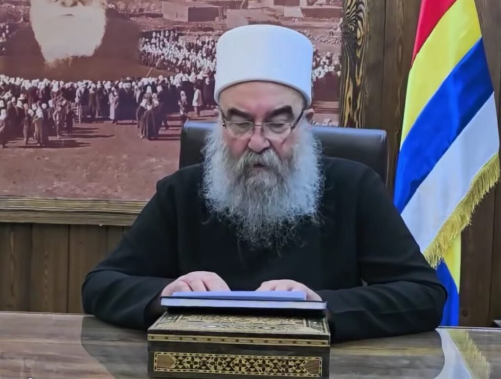 الهجري يجدد تمسكه بـ”تقرير المصير” ويشكر إسرائيل ويكشف تواصله مع جهات دولية