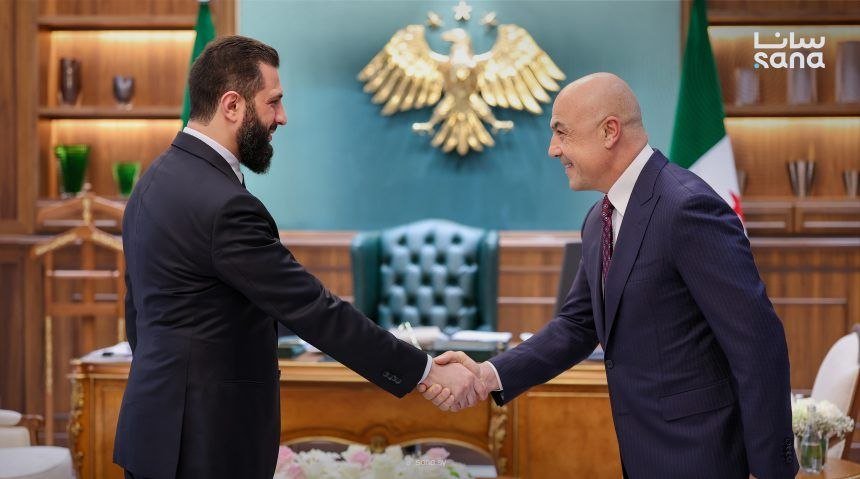 الرئيس الشرع يبحث مع رجل الأعمال التركي فتاح تامنجي فرص الاستثمار السياحي وتطوير الضيافة في سورية