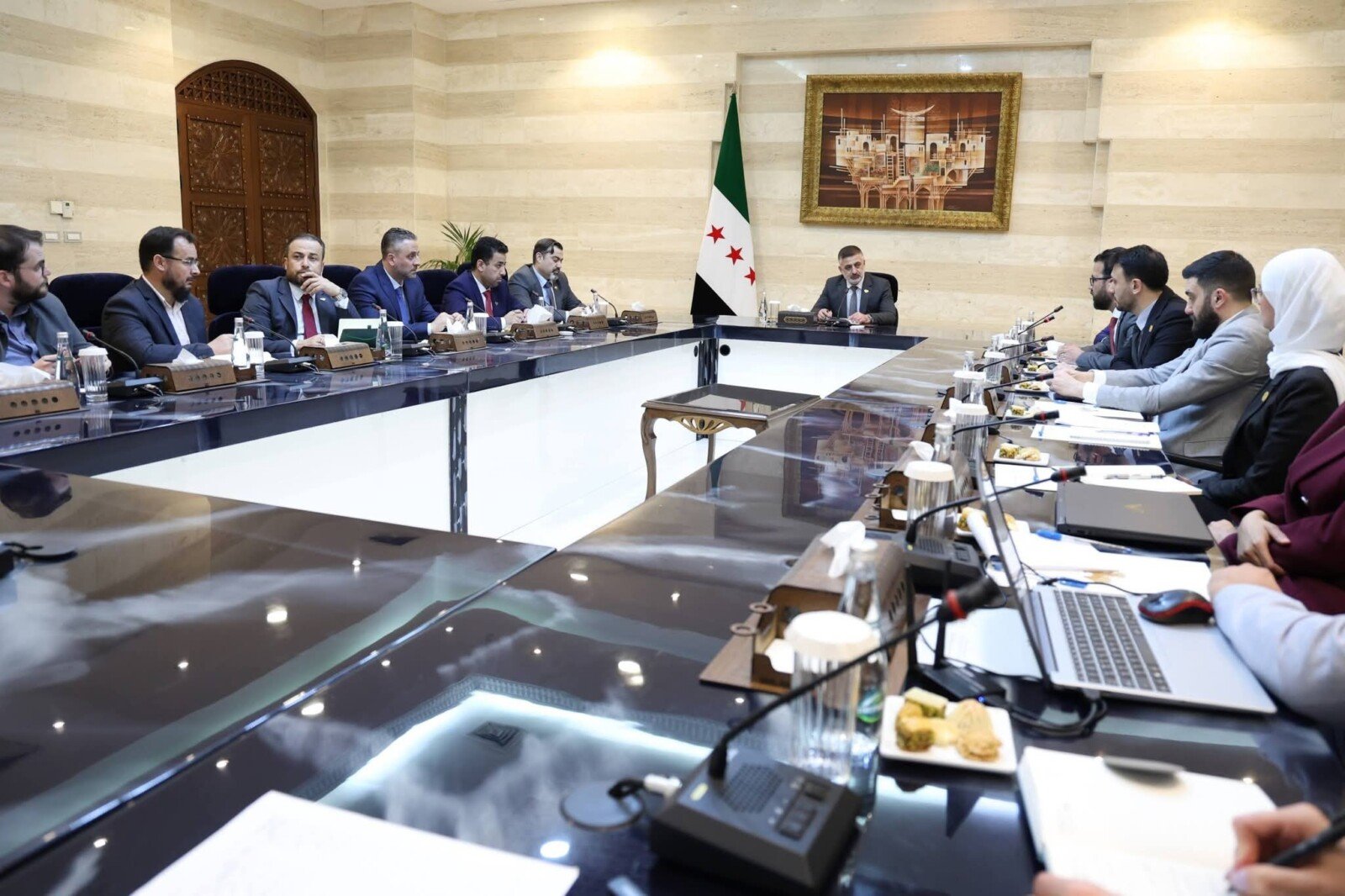الأمانة العامة للرئاسة تؤطر العمل التنموي: التعليم والصحة والأمن الغذائي أولاً