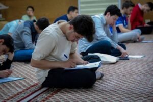 دمشق تحتفي بـ 2000 حافظ وحافظة ضمن السبر المركزي