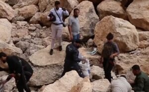بقايا جثث وقيود.. اكتشاف مقبرة جماعية في عش الورور بدمشق