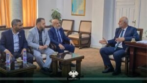 محافظ القنيطرة يحدد أولويات المرحلة ويلتقي أعضاء مجلس الشعب لتعزيز التنسيق الخدمي