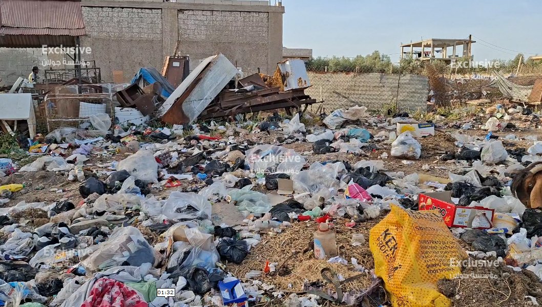 تراكم النفايات في تجمع مساكن جلين ومطالب بحل جذري للنظافة