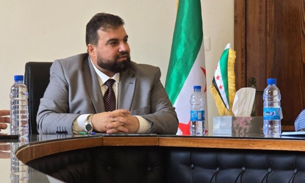محافظ السويداء يعلن فتح طريق السويداء المزرعة أمام المركبات والمواطنين