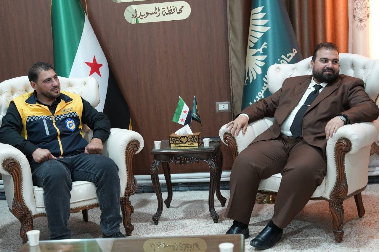 محافظ السويداء يبحث خطة دعم الطلاب خلال امتحانات الشهادتين