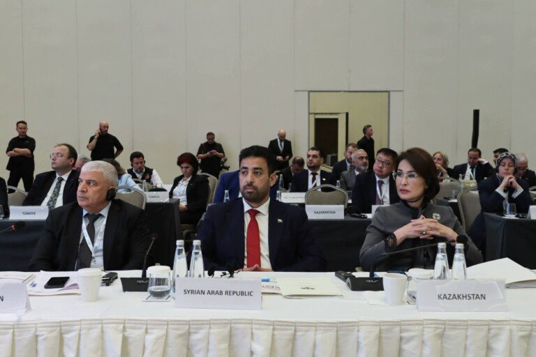 وزارة الصحة تشارك في طاولة مستديرة ضمن المؤتمر الوزاري “حماية الصحة في الزلازل” بإسطنبول