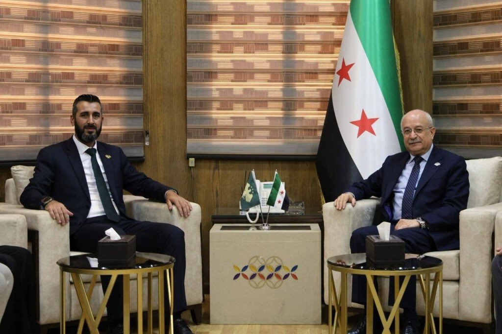 وزير النقل ورئيس هيئة التخطيط والإحصاء يبحثان مستجدات إعداد السياسة الوطنية للنقل البري