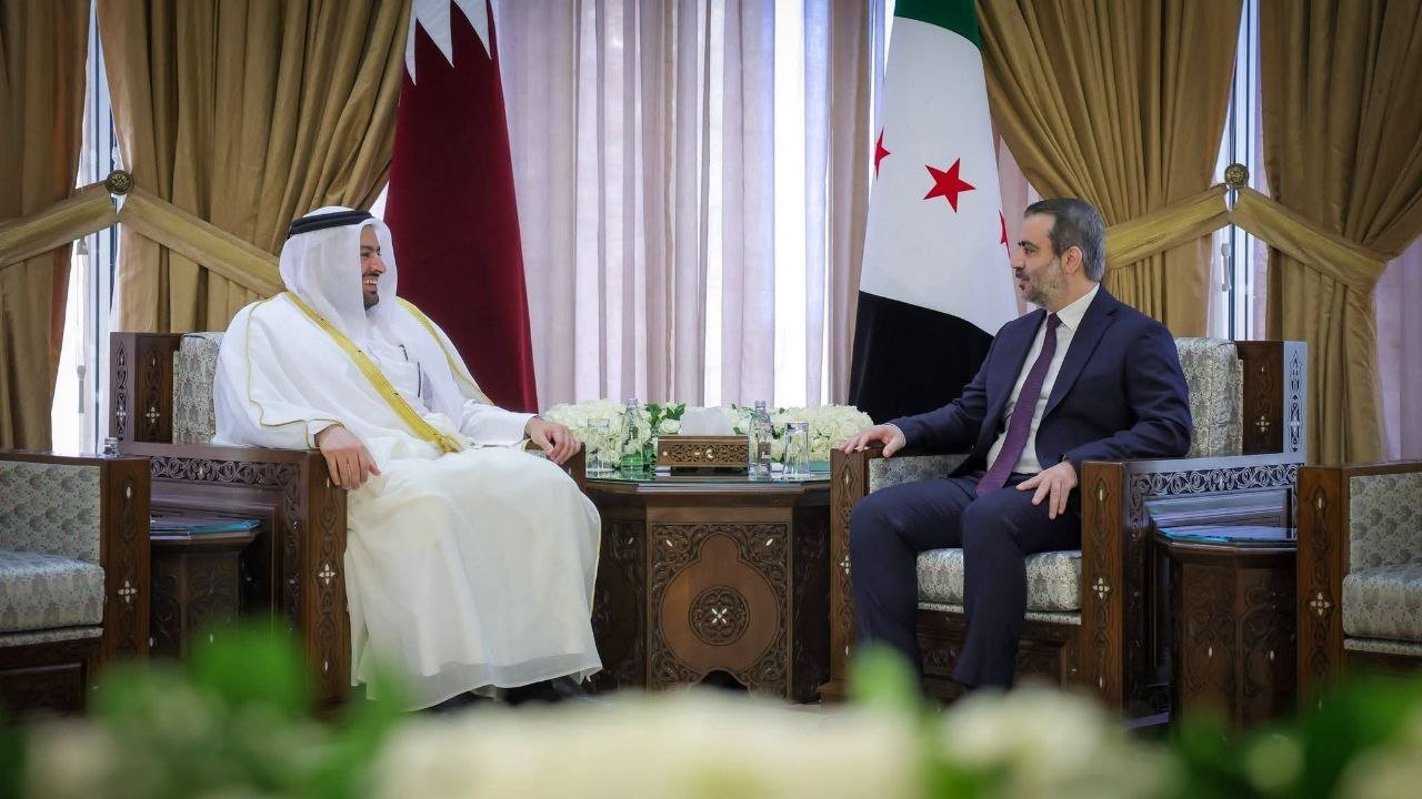 سوريا وقطر توقعان مذكرة تفاهم لتعزيز التعاون الدبلوماسي في دمشق