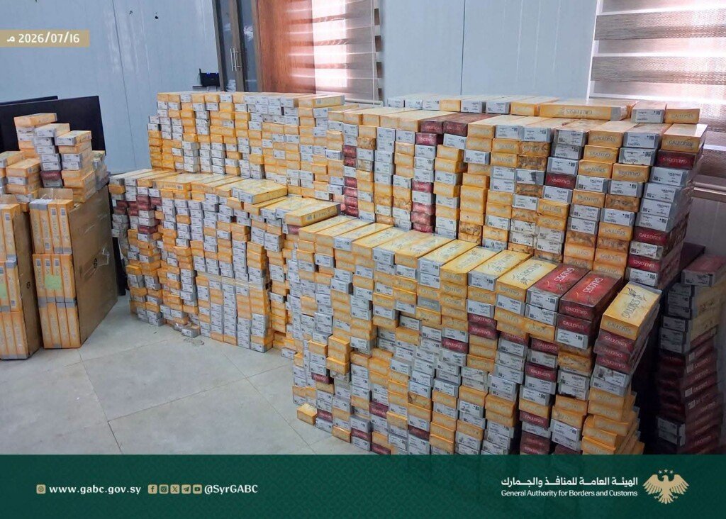 إحباط عدة محاولات لتهريب كميات كبيرة من التبغ عبر “التنف” الحدودي