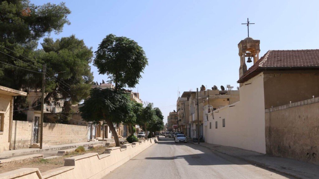 جهات مدنية محلية في رأس العين تطالب بإنصاف الكفاءات المحلية وإشراك النساء في المرحلة المقبلة