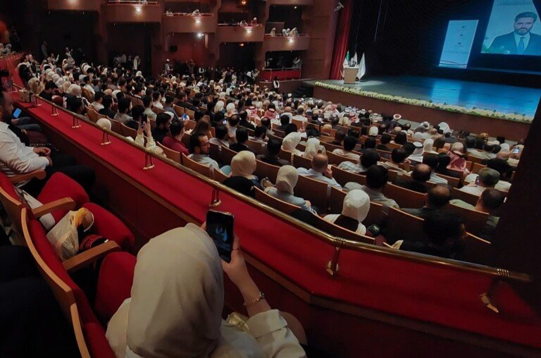 55 شاعراً من 16 دولة يحيون مهرجان دمشق الدولي للشعر