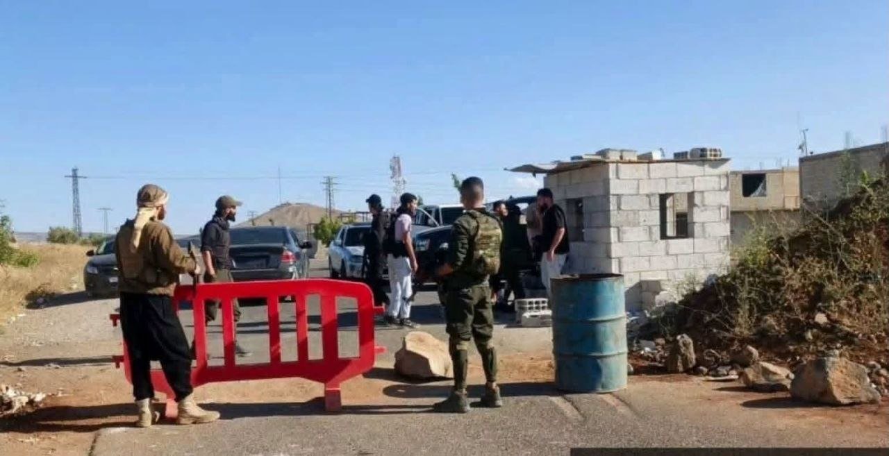 أزمة امتحانات السويداء تتصاعد: بين قطع الطرقات وموقف مديرية التربية عقب مرسوم “الدورة الاستثنائية”