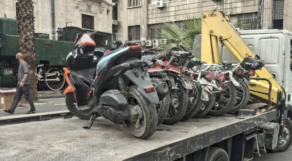 حملة مصادرة الدراجات النارية على طريق المعضمية–جديدة عرطوز.. بين ضبط المخالفات ولقمة العيش